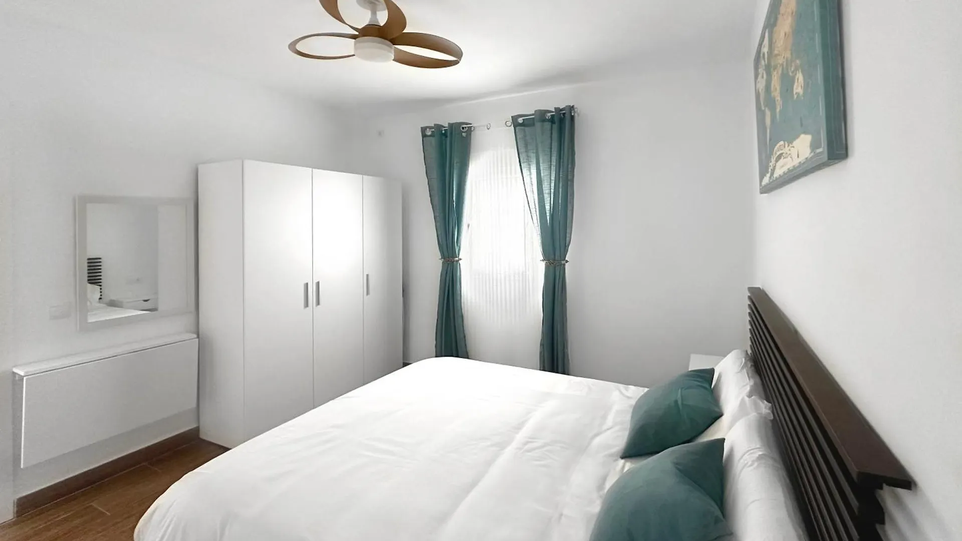 Villa Pelo Seville 0*,